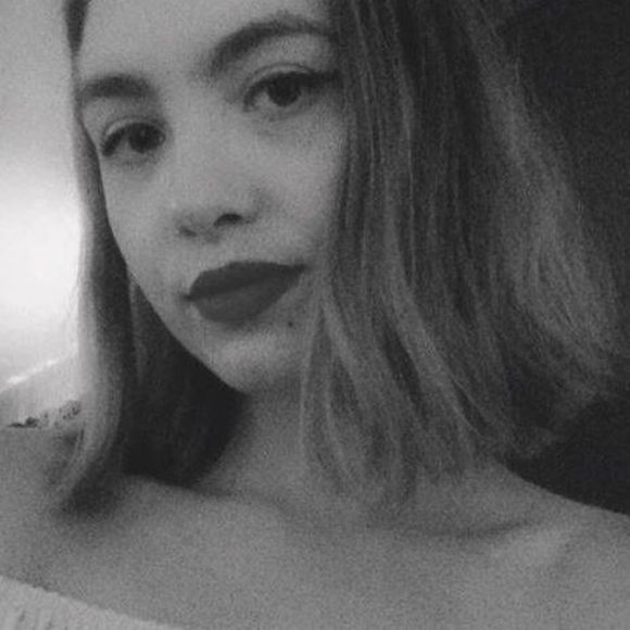 Meet your Posher, Lisa - Picture 2 of 2